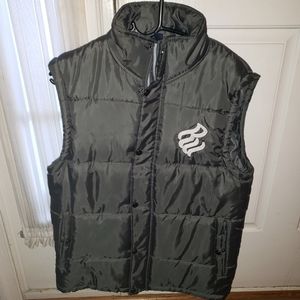 Youth Boys Gray Rockawear Vest sz 14/16- Preowned